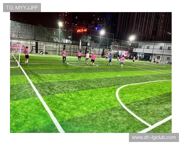 围绕足球大连人数变化探究城市体育文化发展趋势的多维影响与未来路径